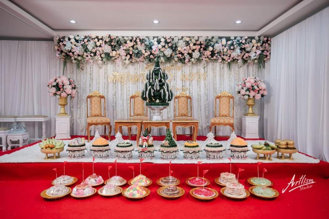 S-Tawan Hotel & Convention Махасаракхам Экстерьер фото
