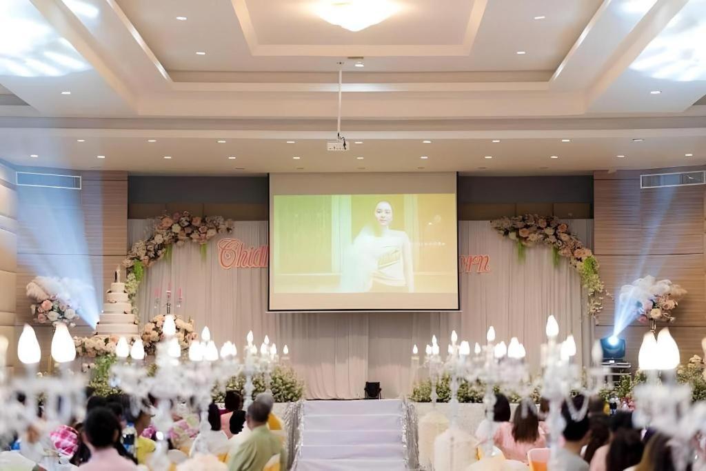 S-Tawan Hotel & Convention Махасаракхам Экстерьер фото